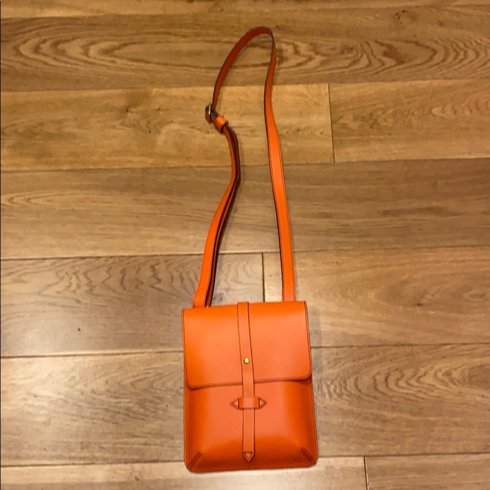 Crossbody bag